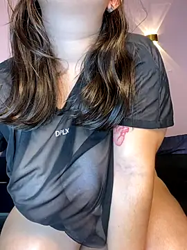 LunaGil1 live sex cam