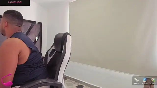 AnnieAndStefan live sex cam