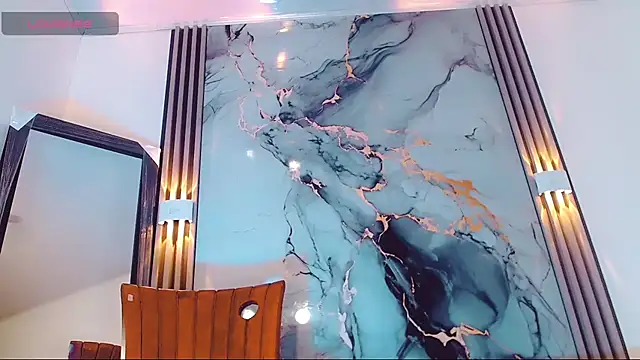 khiara_moretti live sex cam