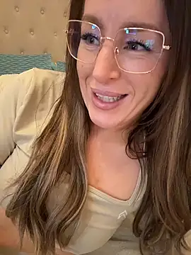 ChristinaSiemone live sex cam