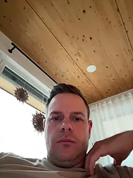 Danii0790 live sex cam