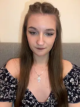 AdelinaEmber live sex cam