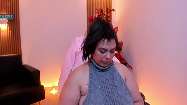 martina_foxy_'s cam snapshot