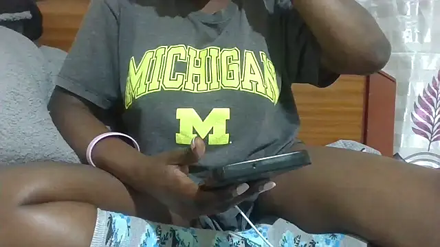 Sexy-Blondey's cam snapshot