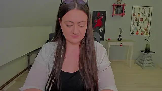 MistressDarrah's cam snapshot