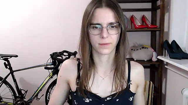 love_megi's cam snapshot