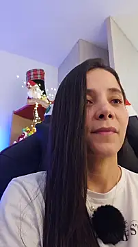 miaeyes live sex cam