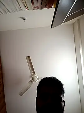 daddy_lip's cam snapshot