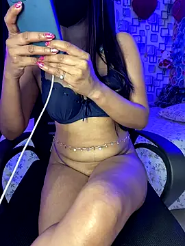 Hot_royalbhabhi live sex cam