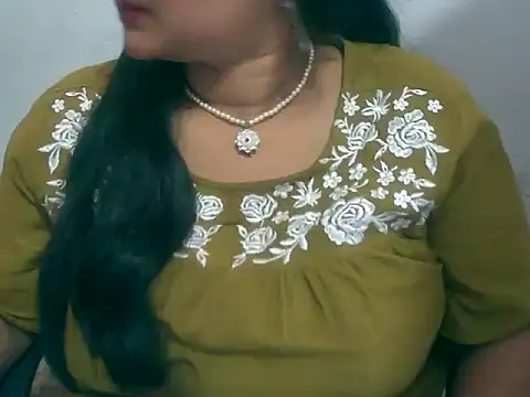 Saniya_K's cam snapshot