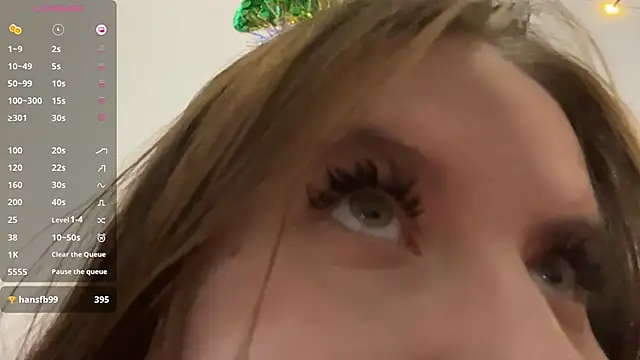 Juice_berries's cam snapshot