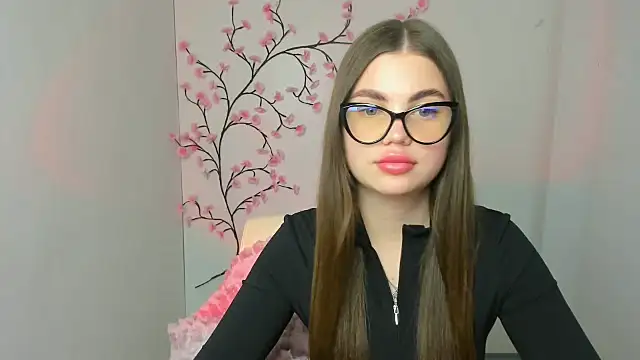 Violetta_Brilliant's cam snapshot