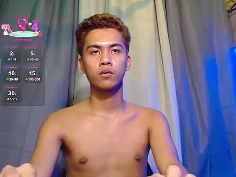 Demure_Asian1433's cam snapshot