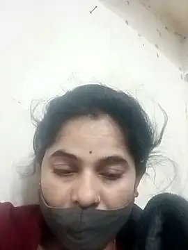 JULEE-740's cam snapshot