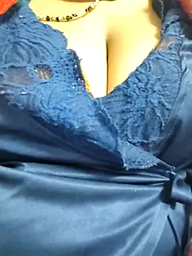 Pia_vavi39's cam snapshot