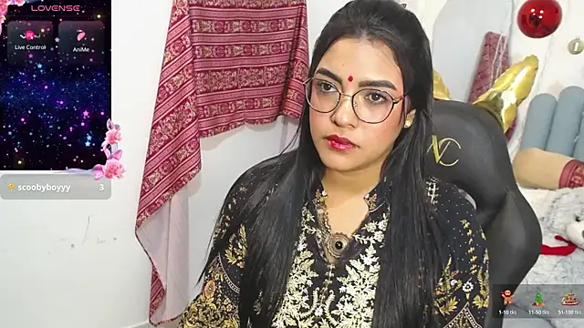 lakshmiraniii's cam snapshot