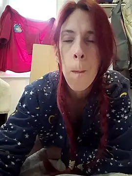 poleslut69 live sex cam