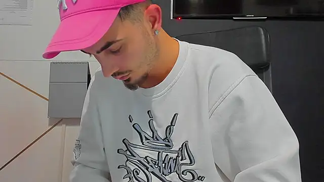 BrandonTate's cam snapshot