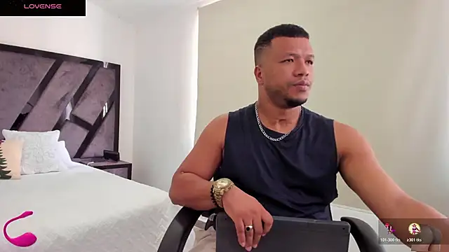 AnnieAndStefan live sex cam