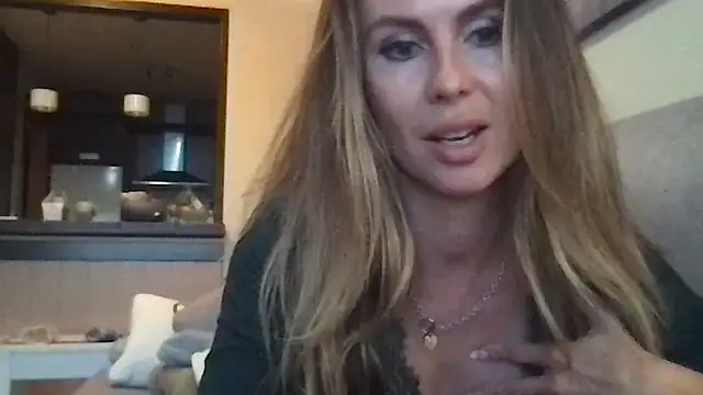 LeMilf's cam snapshot