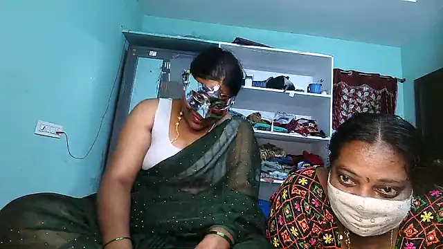 Honey__baby_'s cam snapshot