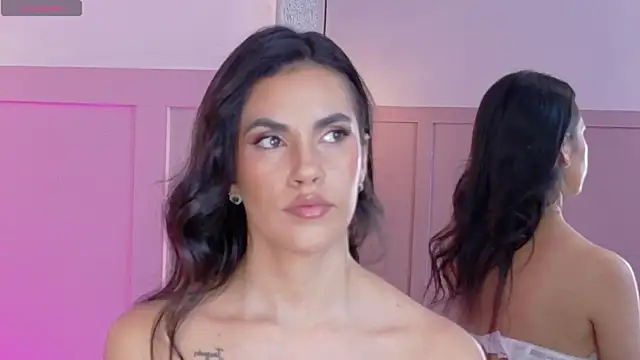 Camille_Torres's cam snapshot