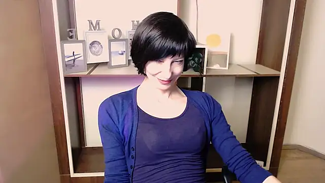 _AngeliaFlow_'s cam snapshot