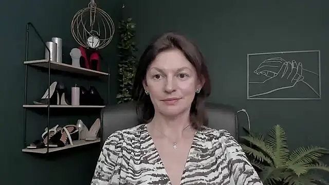 VivianWILD's cam snapshot