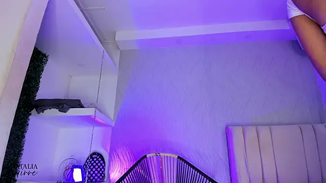 natalia_aguirre1's cam snapshot