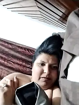 Jann_Riya333's cam snapshot