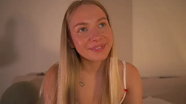 -Snowwwy- live sex cam