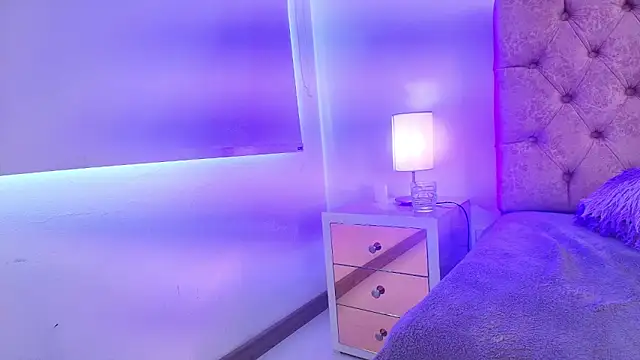 Julianaa_Castro_ live sex cam