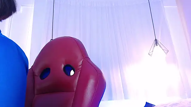 Paris_Blake's cam snapshot