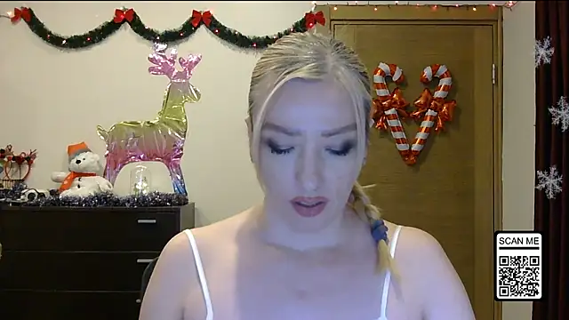 Wild_Silk_Desire's cam snapshot