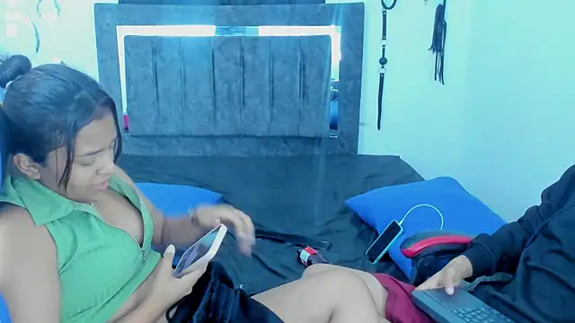 Three_Ways_to_Love's cam snapshot