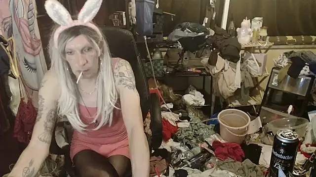 Ombeline1 live sex cam