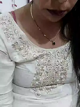 cutee_bhabhi's cam snapshot