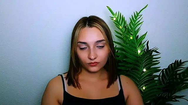 veryshygirl's cam snapshot