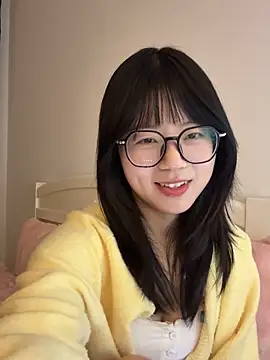 Ella-AAAAA live sex cam