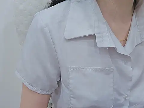 Kemmy_babe20's cam snapshot