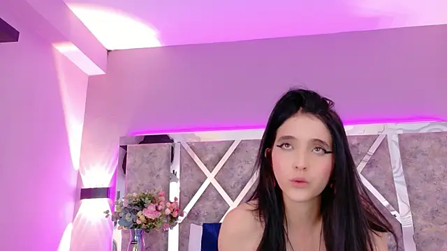 MeganR_'s cam snapshot