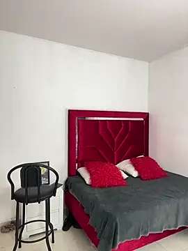 NataliaaMiller_'s cam snapshot