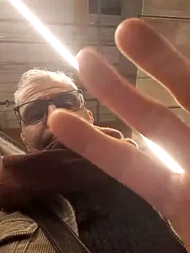 delfi6's cam snapshot