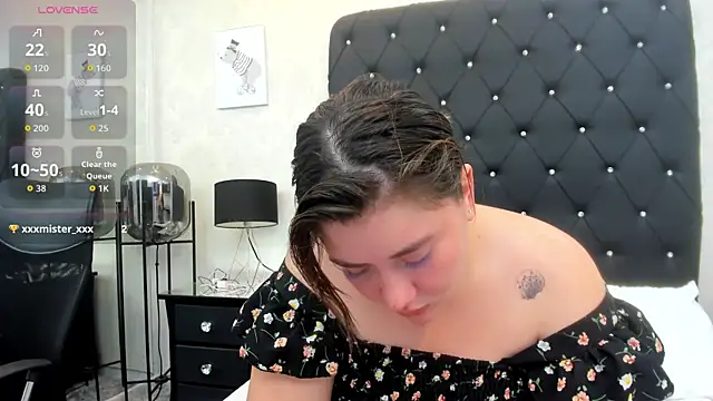 rousse_millers's cam snapshot