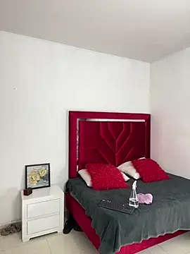 NataliaaMiller_'s cam snapshot