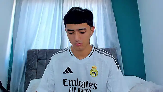 Anthony_carter's cam snapshot