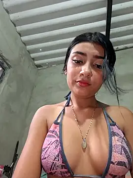 Sweed-virgin-pussy live sex cam