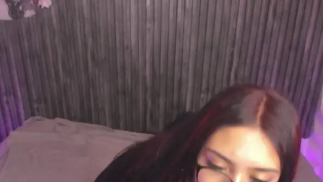 Molly_Bms_'s cam snapshot