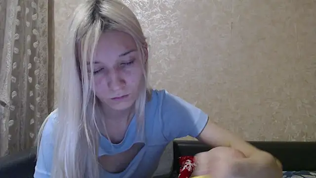 Alisa_Bergg's cam snapshot