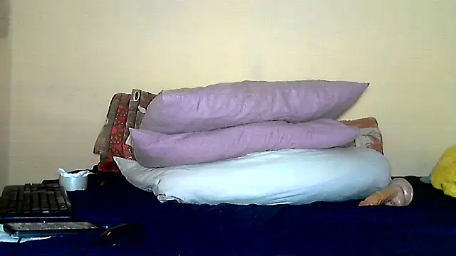 AnnabigpussyXO's cam snapshot